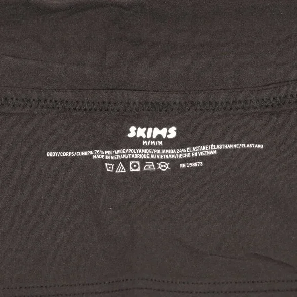 NWT SKIMS Fits Everybody Cropped Cami in Onyx - Picture 9 of 16